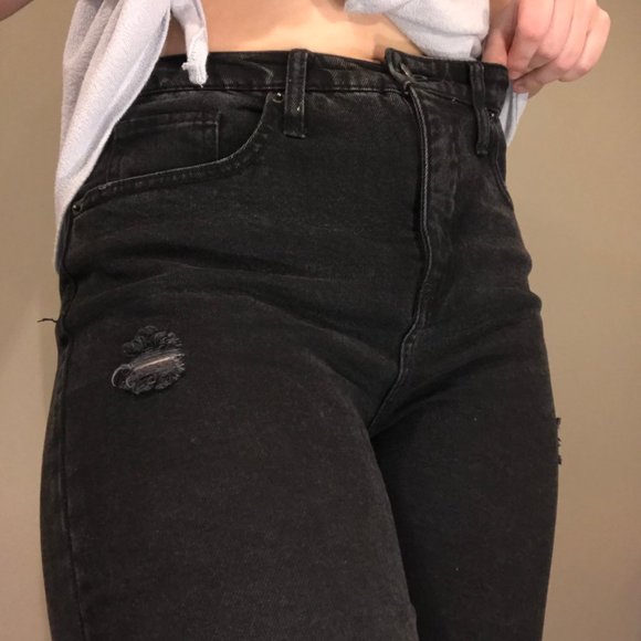 Wild Fable Size 8 High Waisted Ripped Jeans - Picture 3 of 8